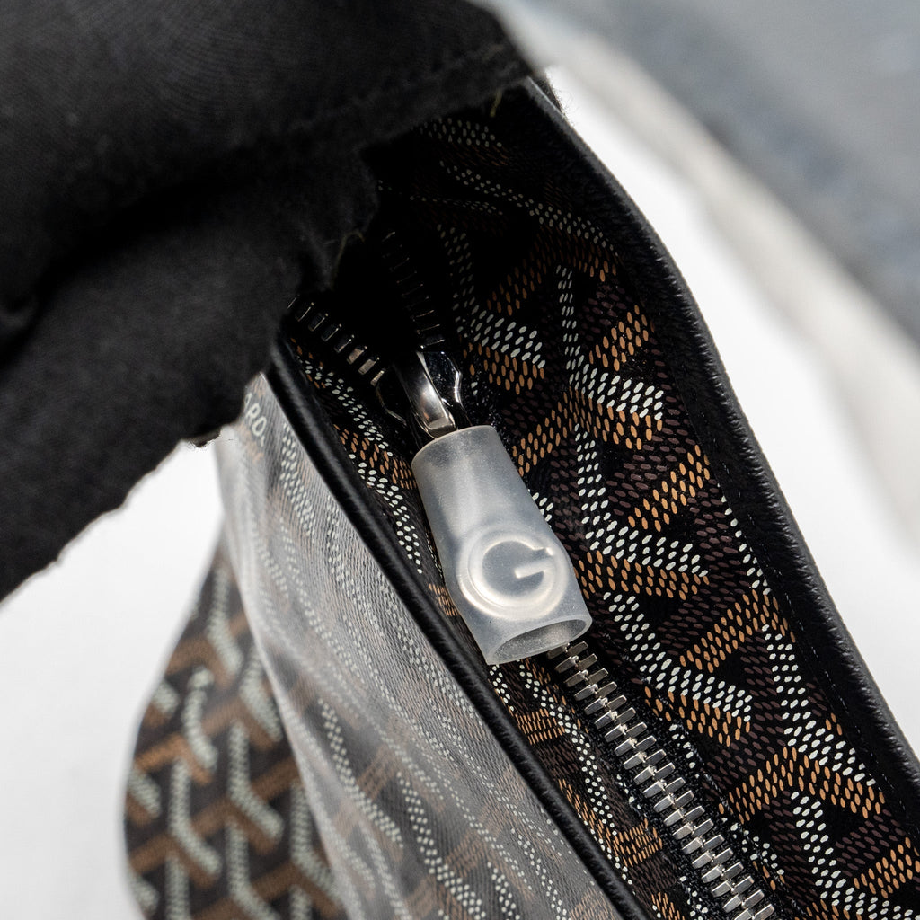 goyard-boheme-hobo-bag-goyardline-canvas-calfskin-black