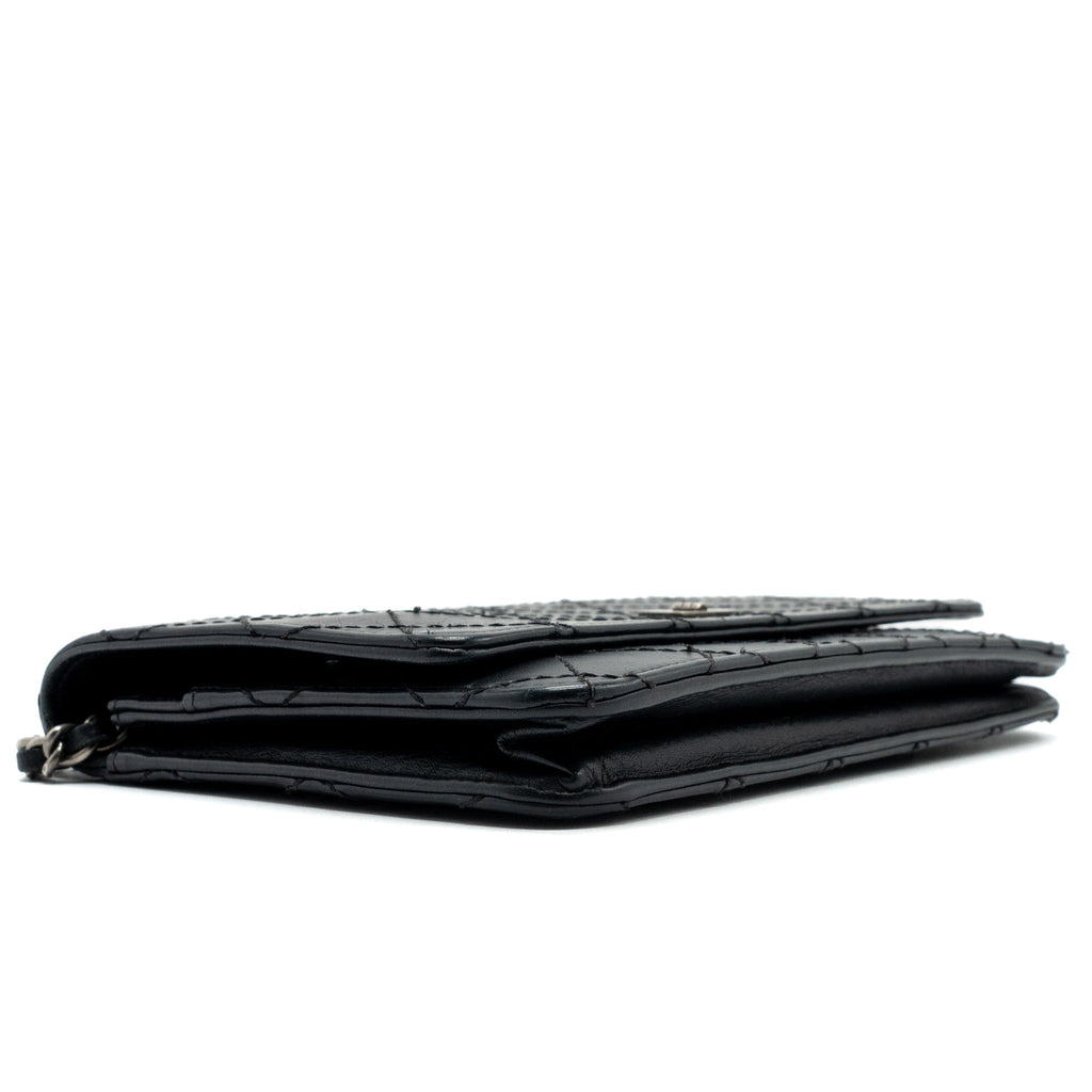 copy-of-chanel-2-55-wallet-on-chain-aged-calfskin-black-ruthenium-shw