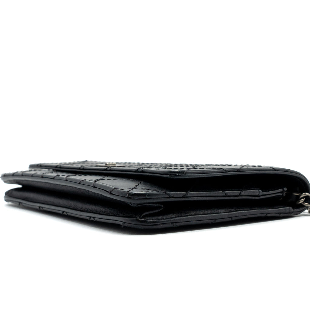 copy-of-chanel-2-55-wallet-on-chain-aged-calfskin-black-ruthenium-shw