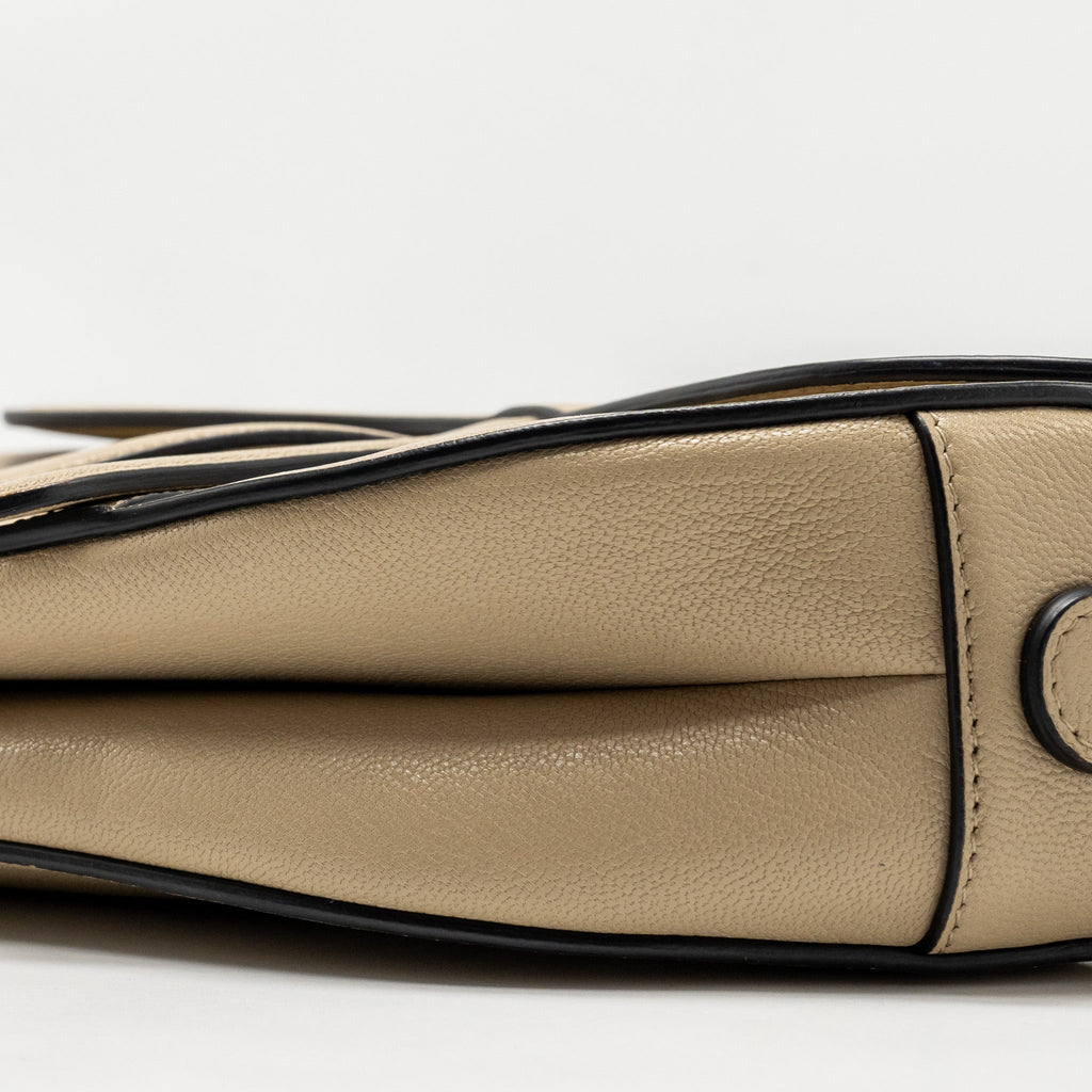 dior-medium-saddle-bag-goatskin-beige-ghw