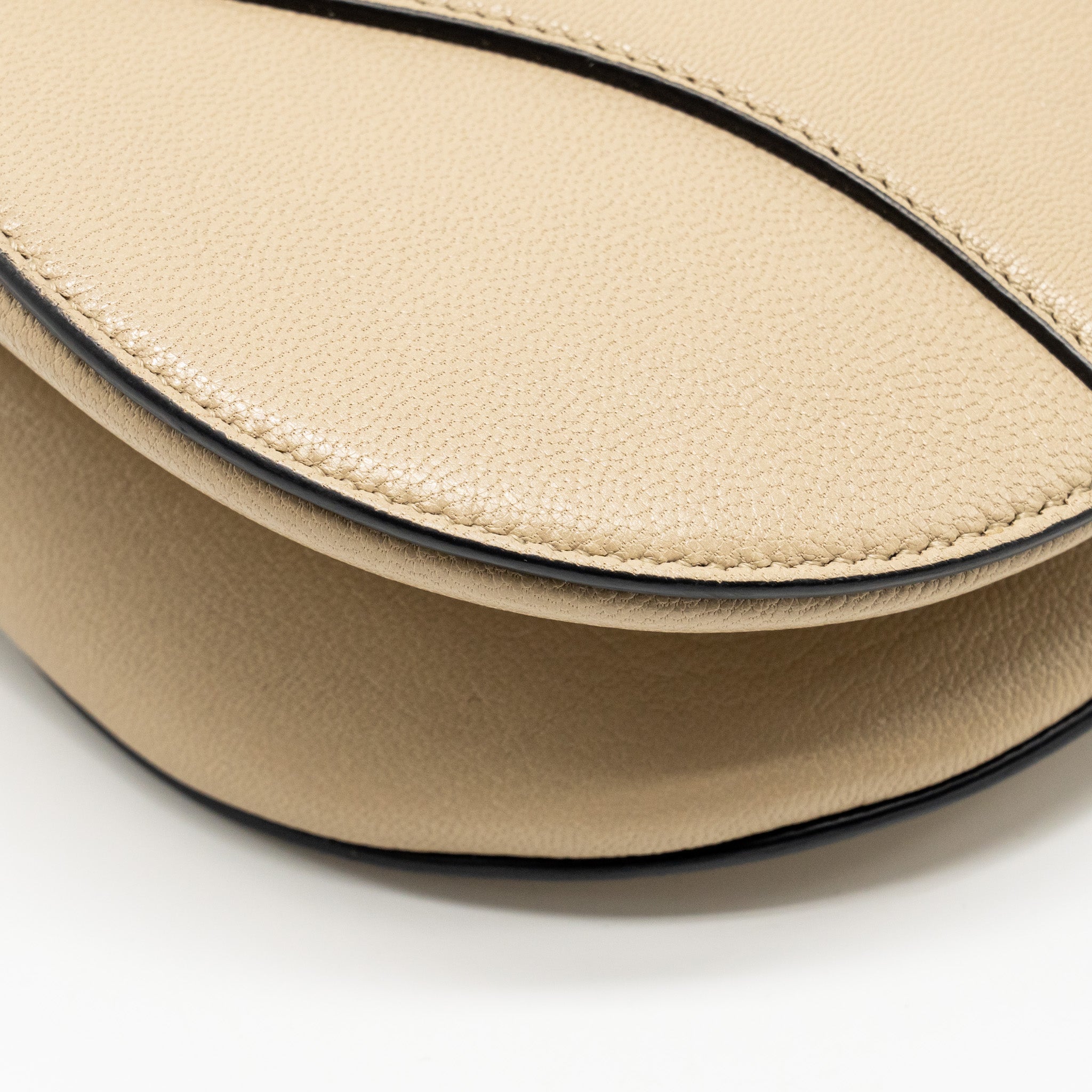 dior-medium-saddle-bag-goatskin-beige-ghw