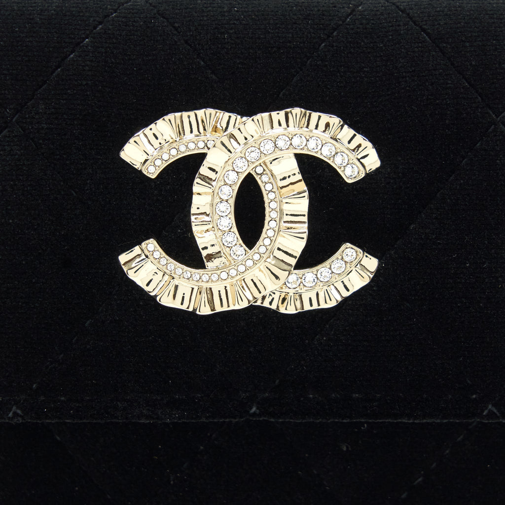 chanel-small-flap-wallet-velvet-black-lghw