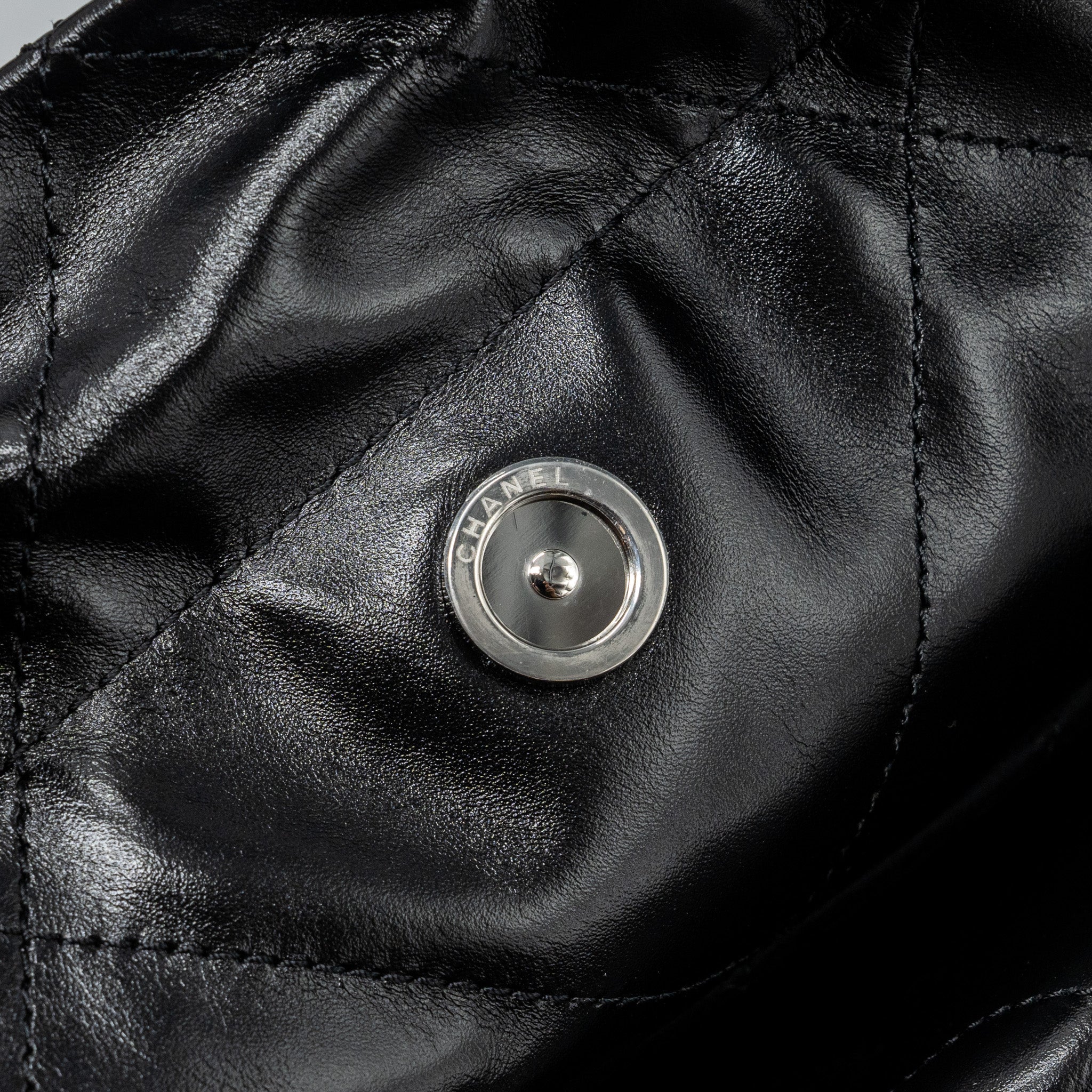 chanel-medium-22-bag-shiny-calfskin-black-shw-microchip