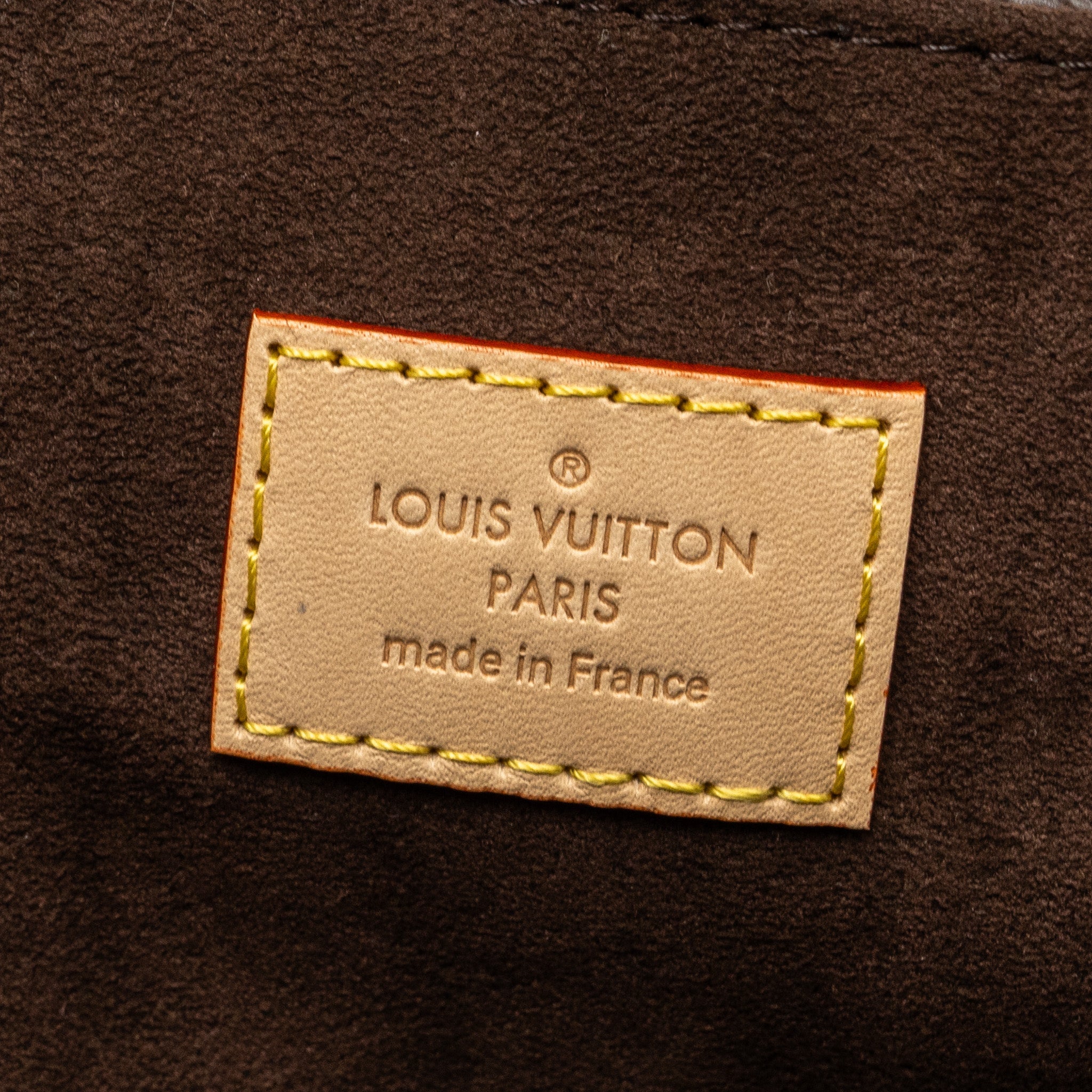 louis-vuitton-pochette-metis-monogram-canvas-ghw-23