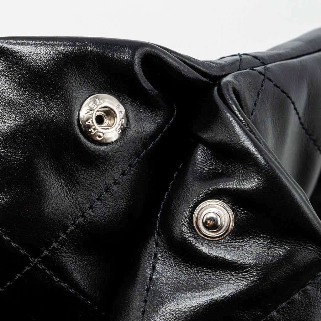 chanel-medium-22-bag-shiny-calfskin-black-shw-microchip