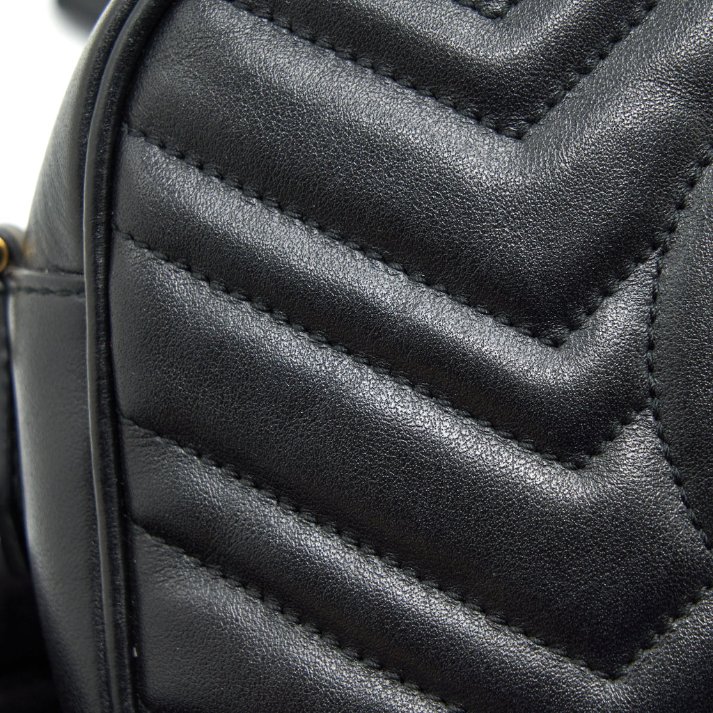 gucci-gg-marmont-small-matelasse-shoulder-bag-black-ghw