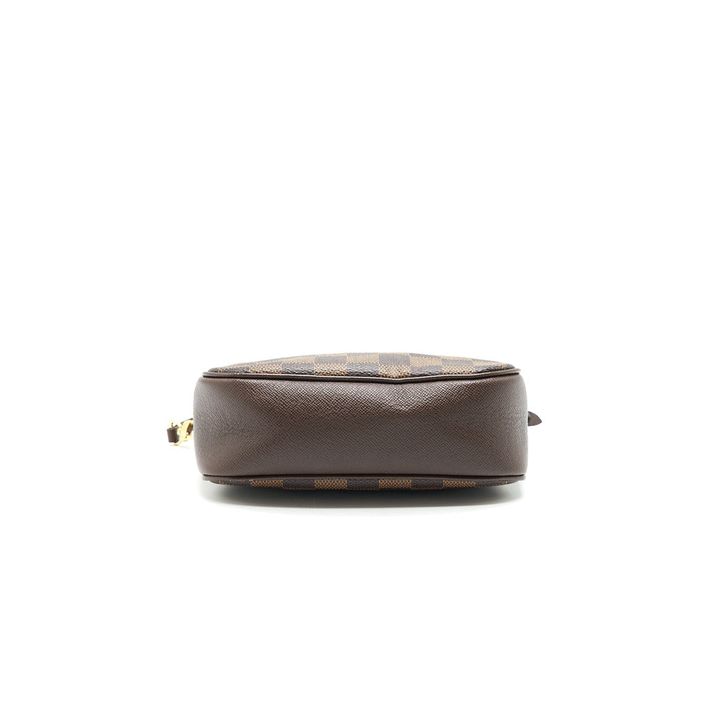 louis-vuitton-pochette-accessories-damier-ebene
