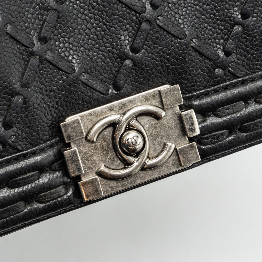 chanel-medium-boy-bag-limited-quilted-caviar-black-ruthenium-hardware