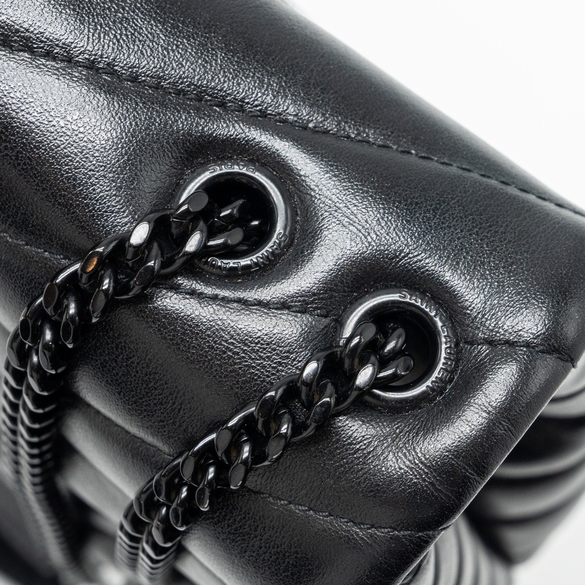 saint-laurent-ysl-small-loulou-bag-calfskin-so-black