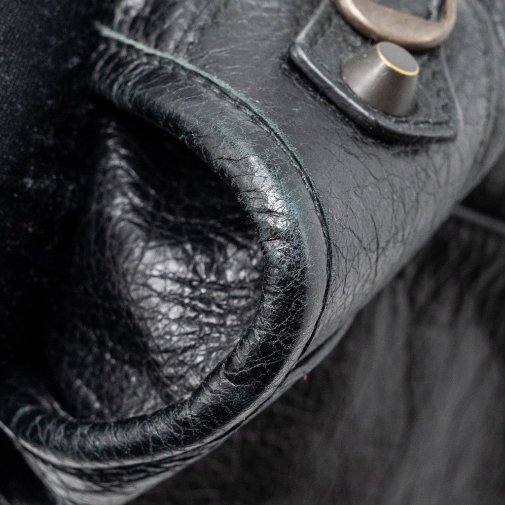 balenciaga-classic-city-bag-leather-black-ruthenium-silver-hardware