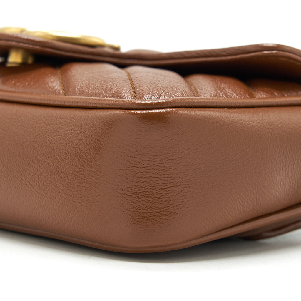 gucci-gg-marmont-matelasse-super-mini-bag-brown-ghw