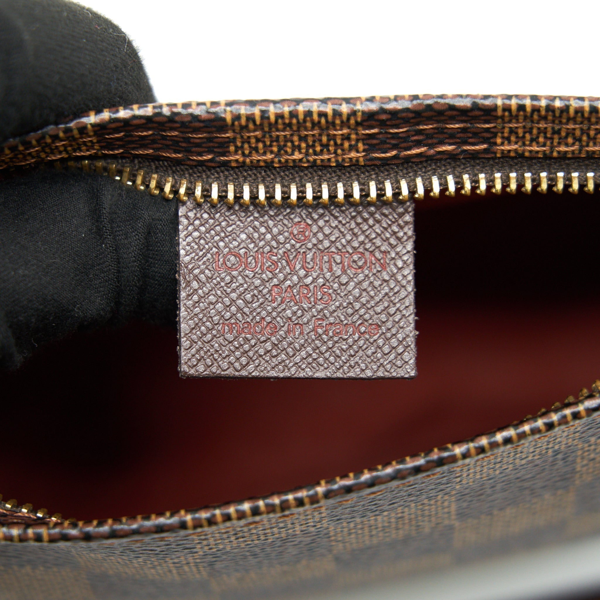 louis-vuitton-pochette-accessories-damier-ebene
