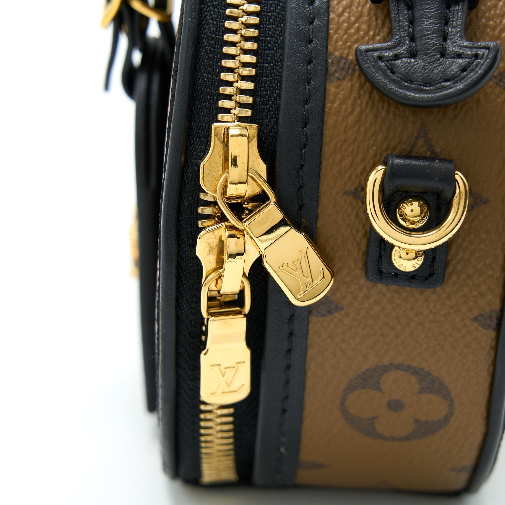 louis-vuitton-mini-boite-chapeau-monogram-reverse-canvas-ghw