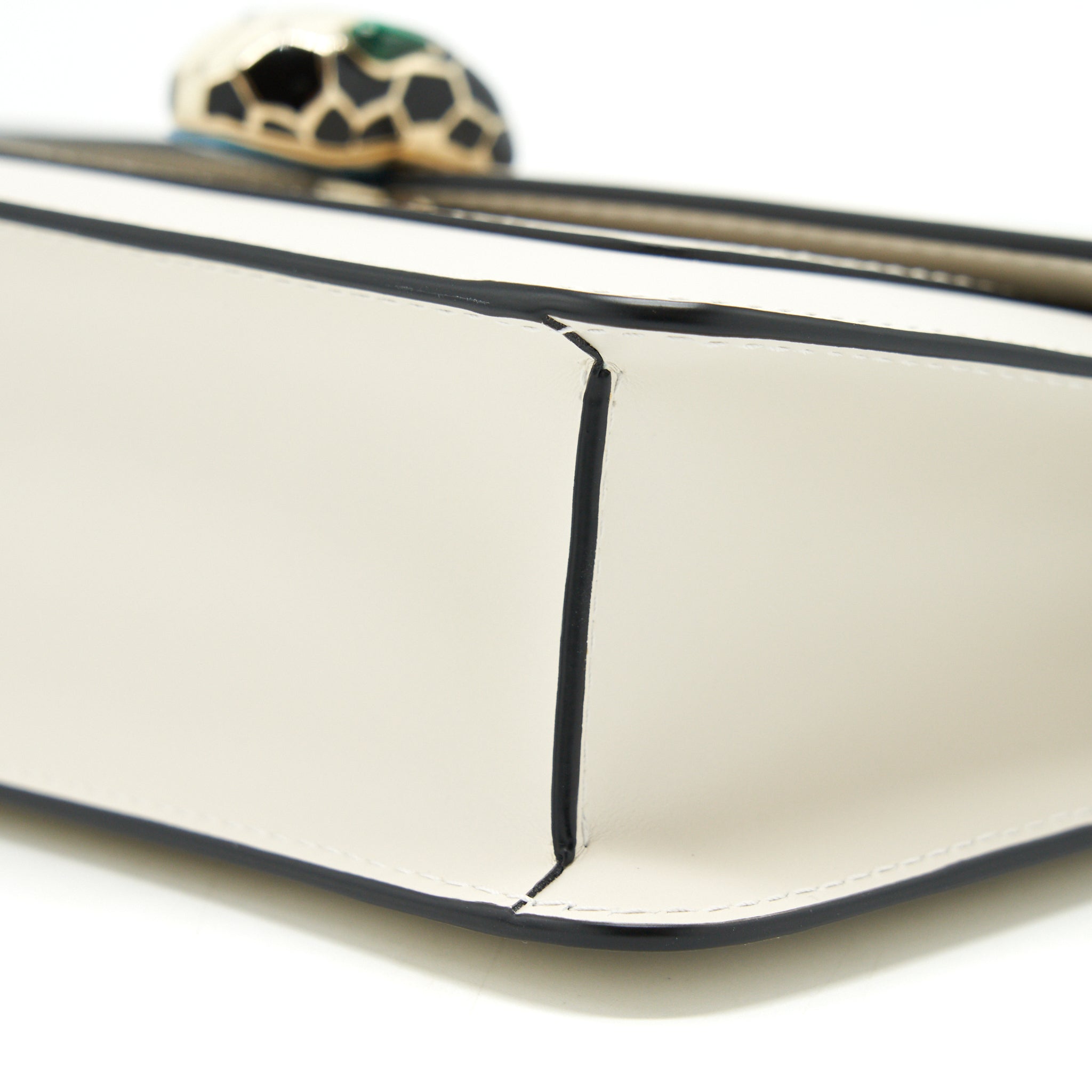 bvlgari-serpenti-forever-crossbody-bag-white-lghw-1
