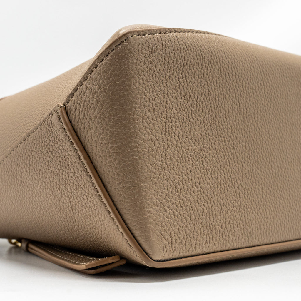 loewe-small-puzzle-bag-grained-calfskin-sand-ghw