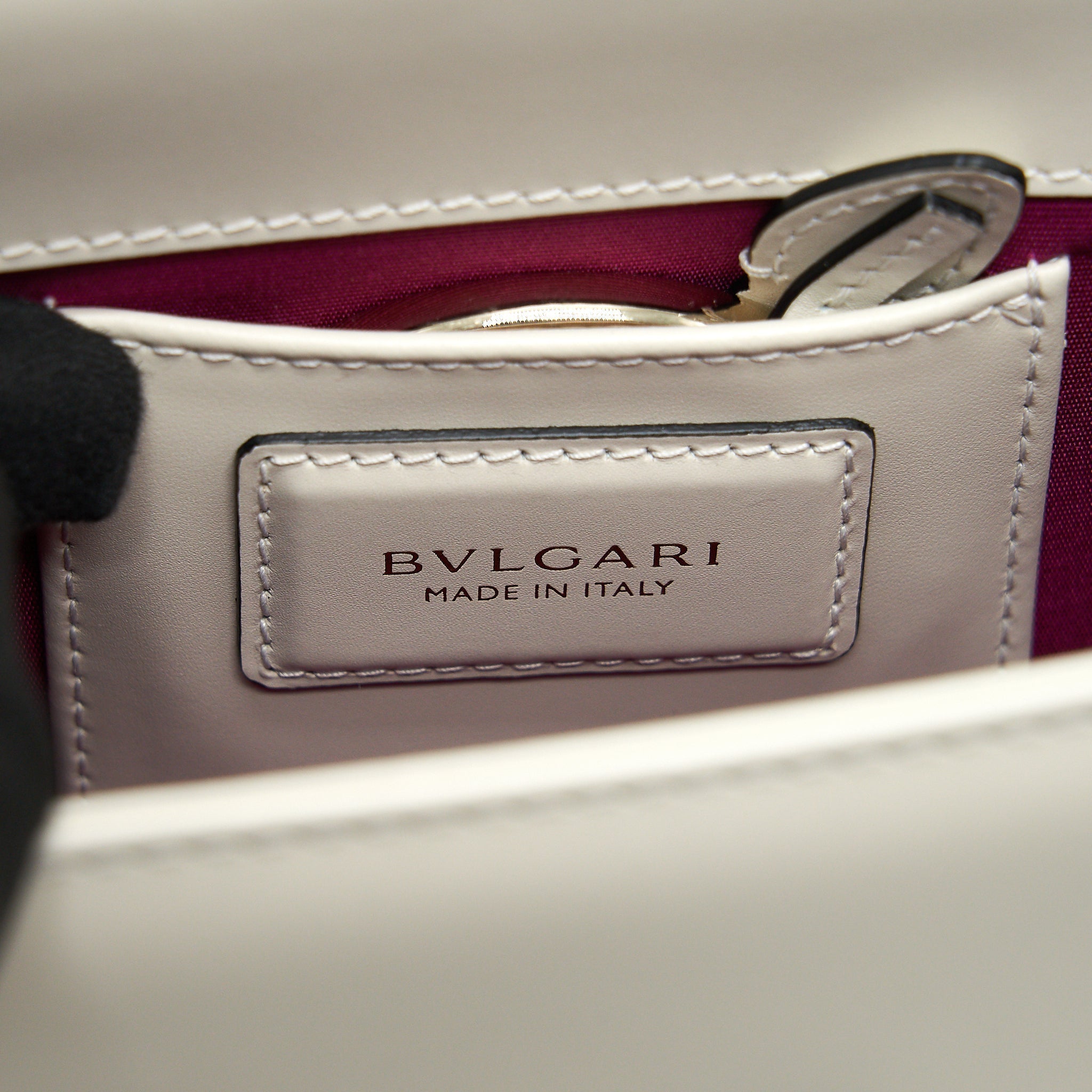 bvlgari-serpenti-forever-crossbody-bag-white-lghw-1