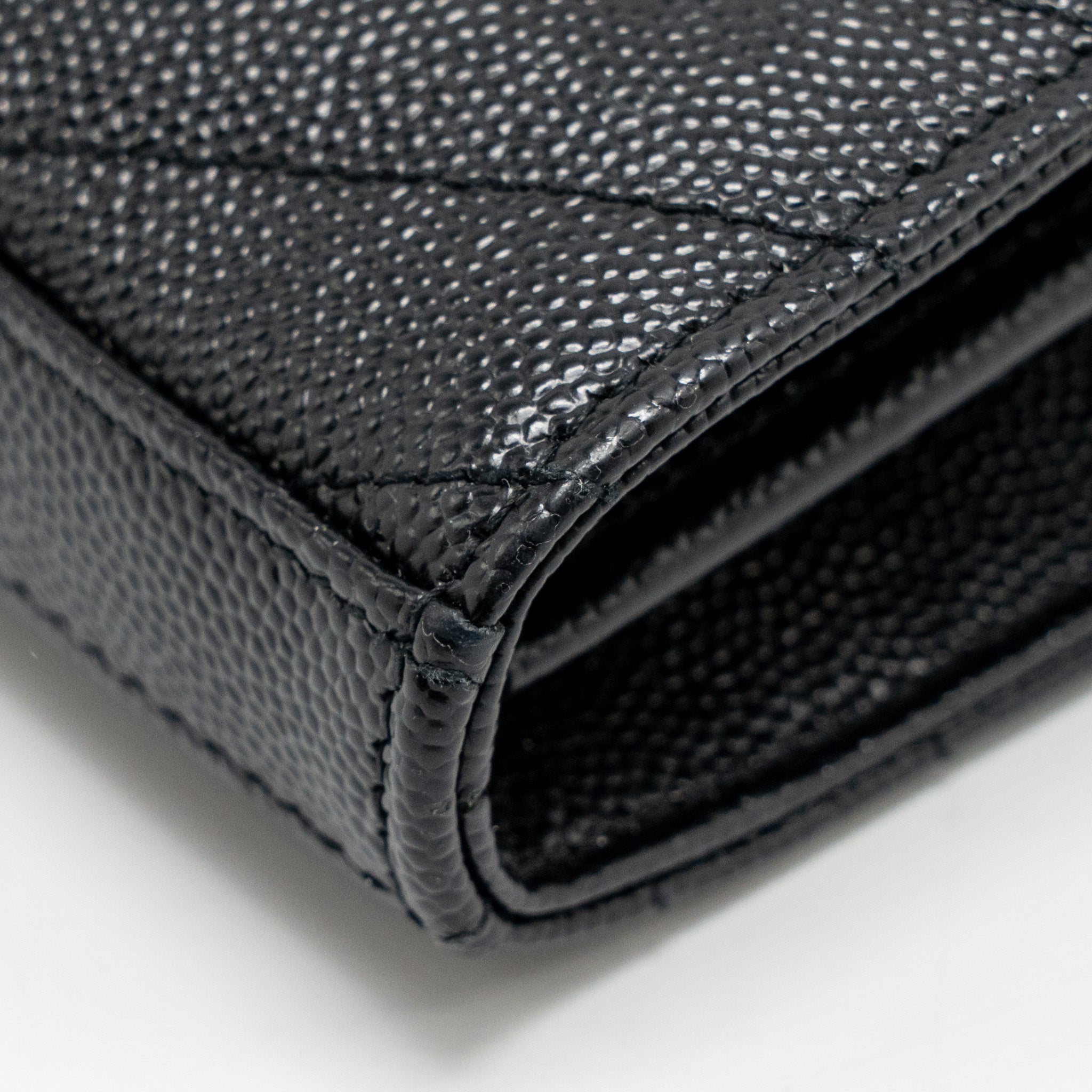 saint-laurent-ysl-envelope-chain-wallet-calfskin-black-shw-copy