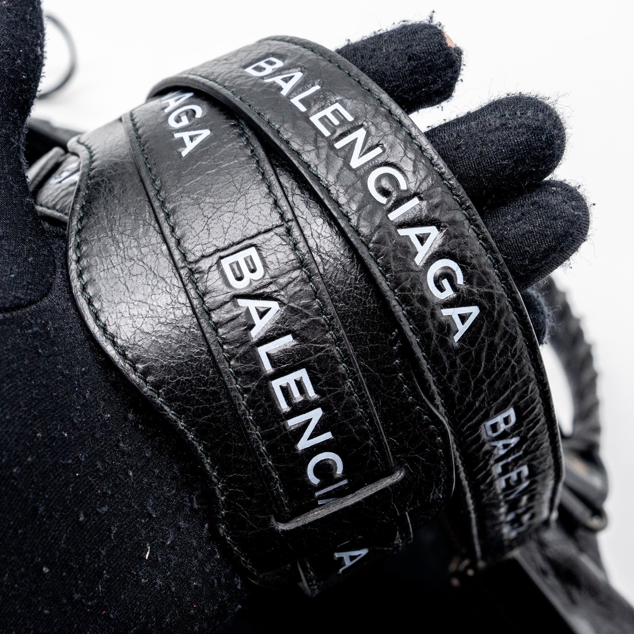 balenciaga-classic-city-bag-leather-black-ruthenium-silver-hardware