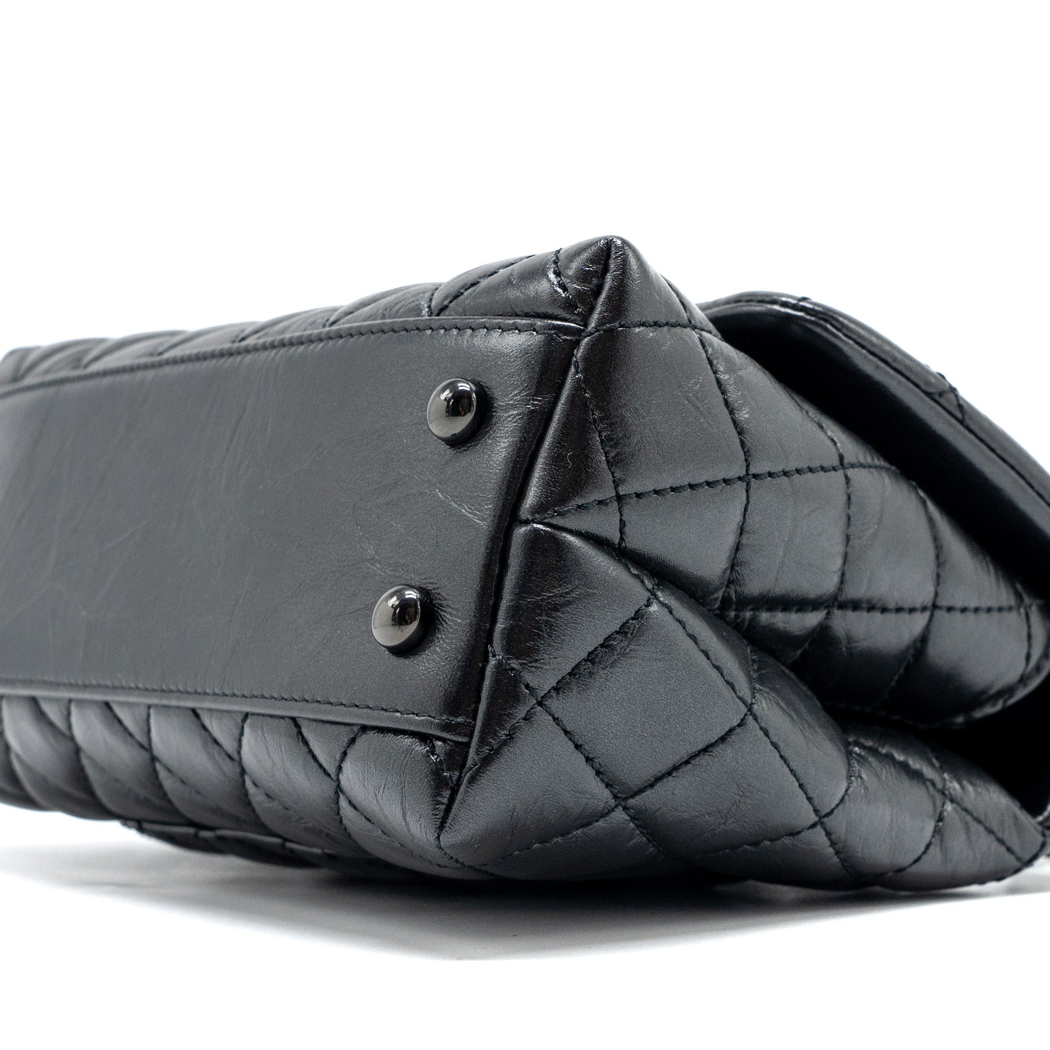 chanel-small-coco-handle-aged-calfskin-black-with-black-hardware