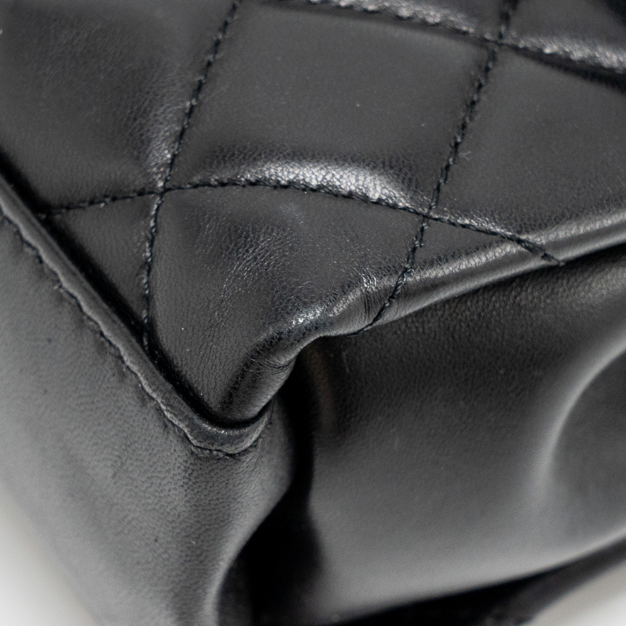 chanel-coco-loop-single-flap-bag-lambskin-black-shw-copy