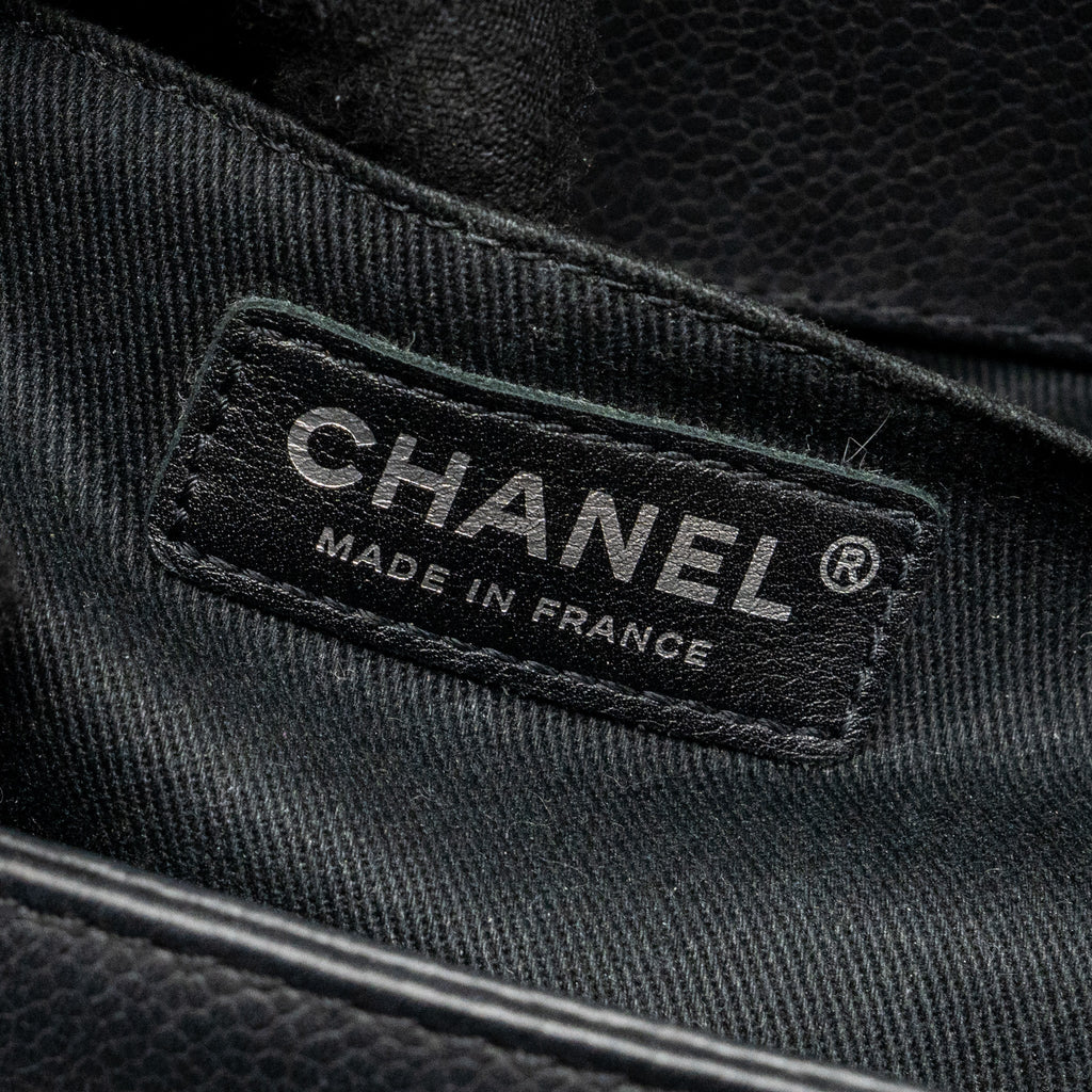 chanel-medium-boy-bag-limited-quilted-caviar-black-ruthenium-hardware
