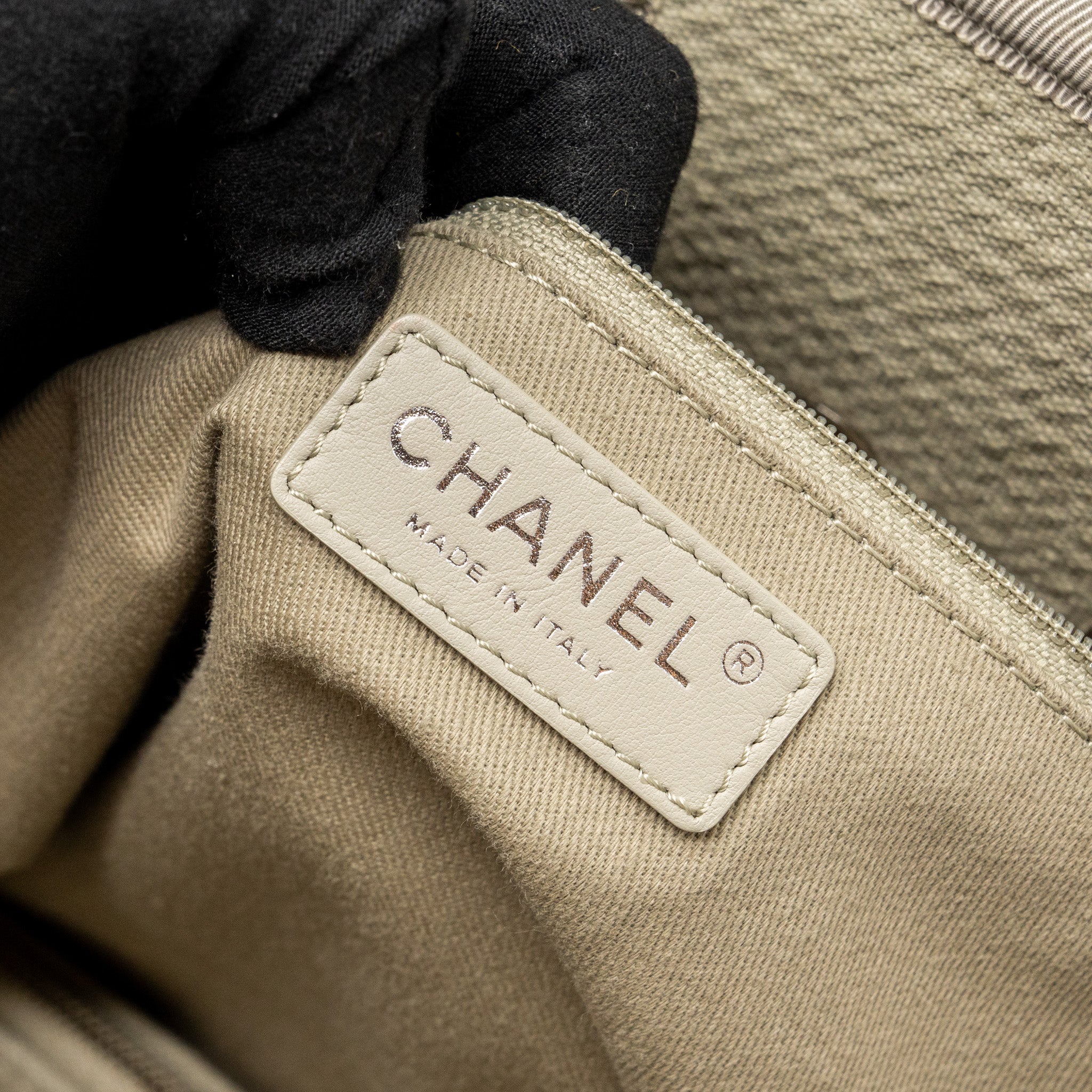chanel-deauville-tote-bag-canvas-beige-shw-microchip