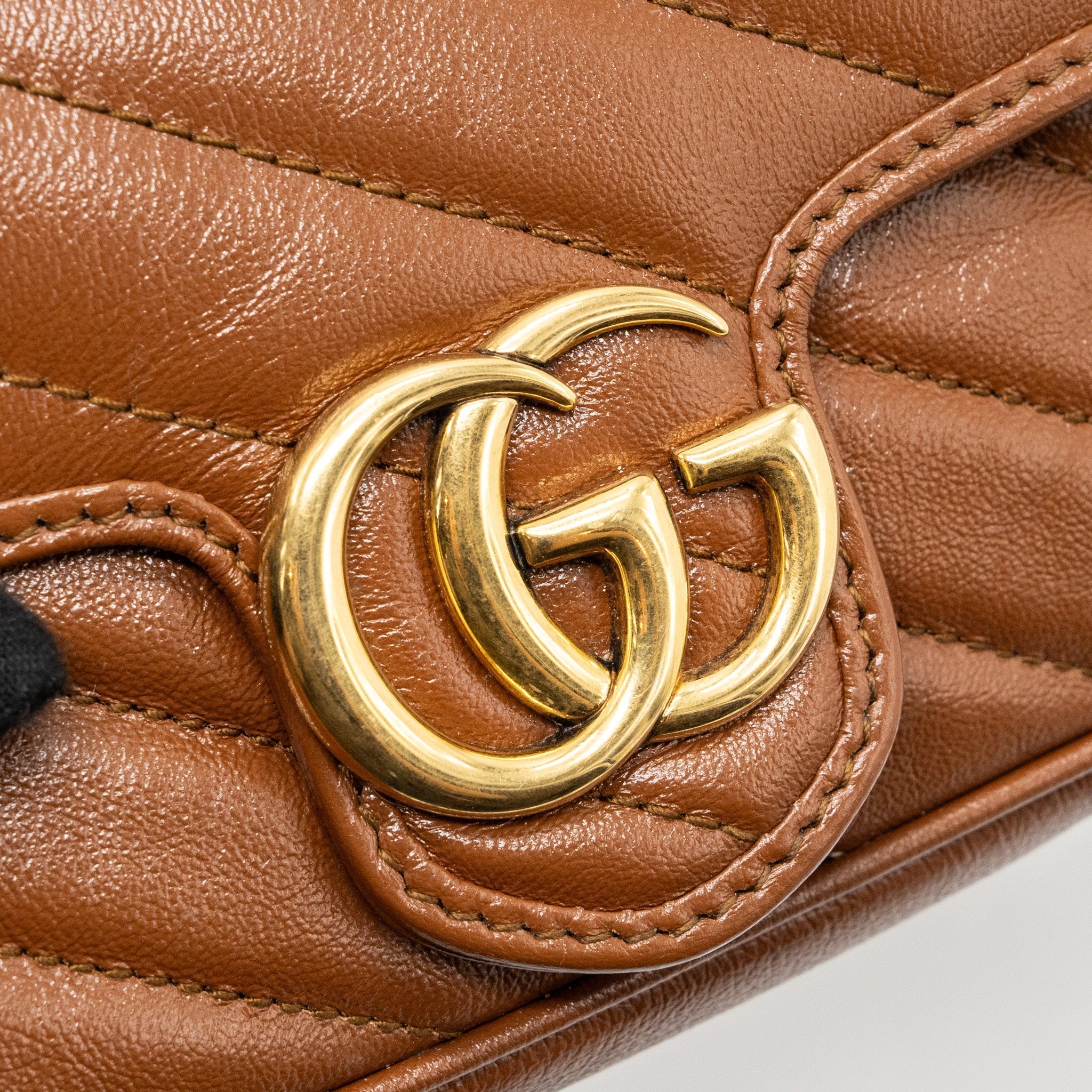 gucci-super-mini-gg-marmont-calfskin-caramel-ghw