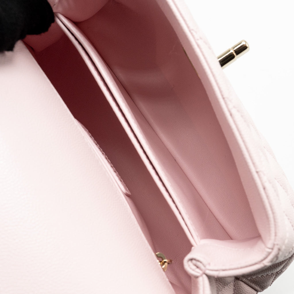 chanel-small-coco-handle-caviar-light-pink-lghwmicrochip