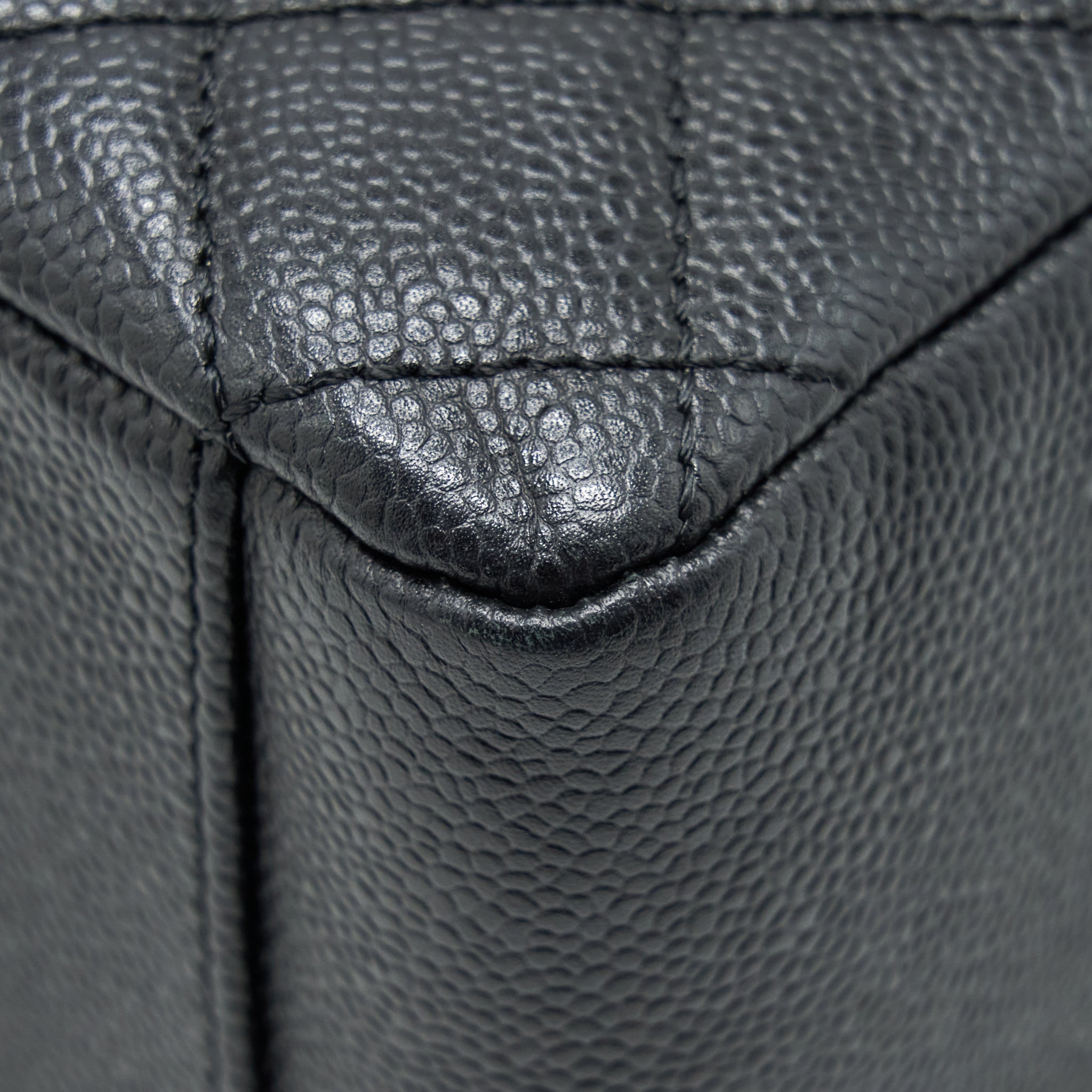 chanel-grand-shopping-tote-gst-caviar-black-shw