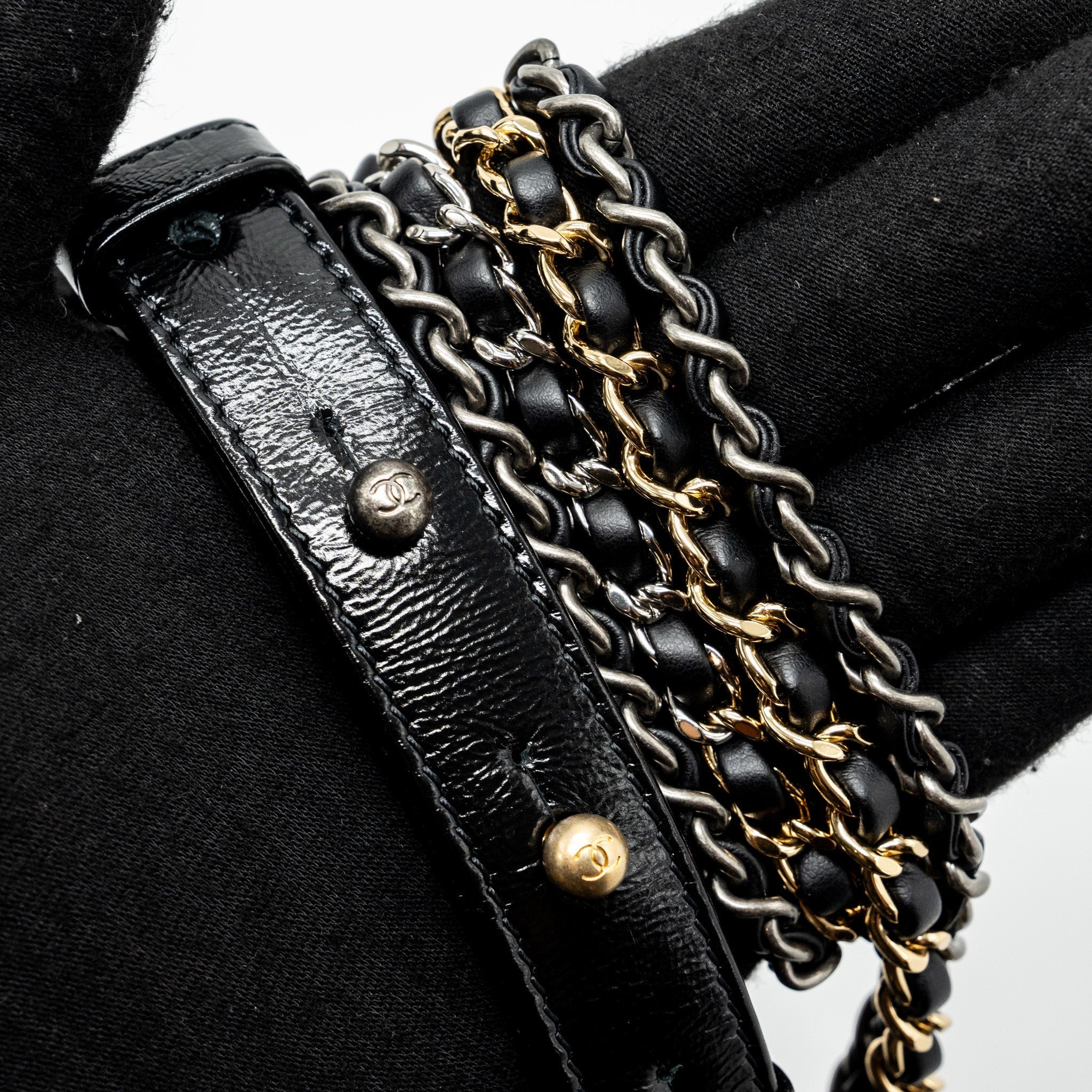 copy-of-chanel-small-gabrielle-hobo-bag-calfskin-black-multicolour-hardware