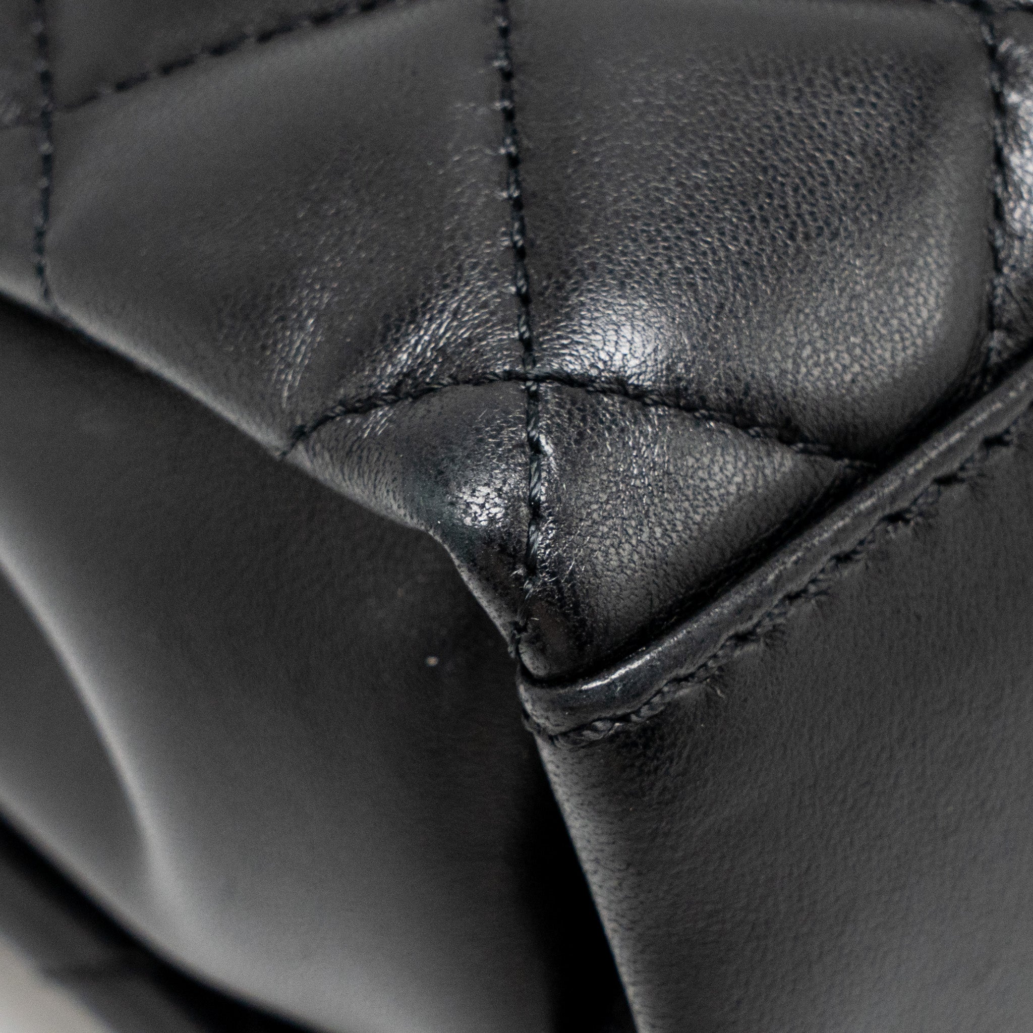 chanel-coco-loop-single-flap-bag-lambskin-black-shw-copy