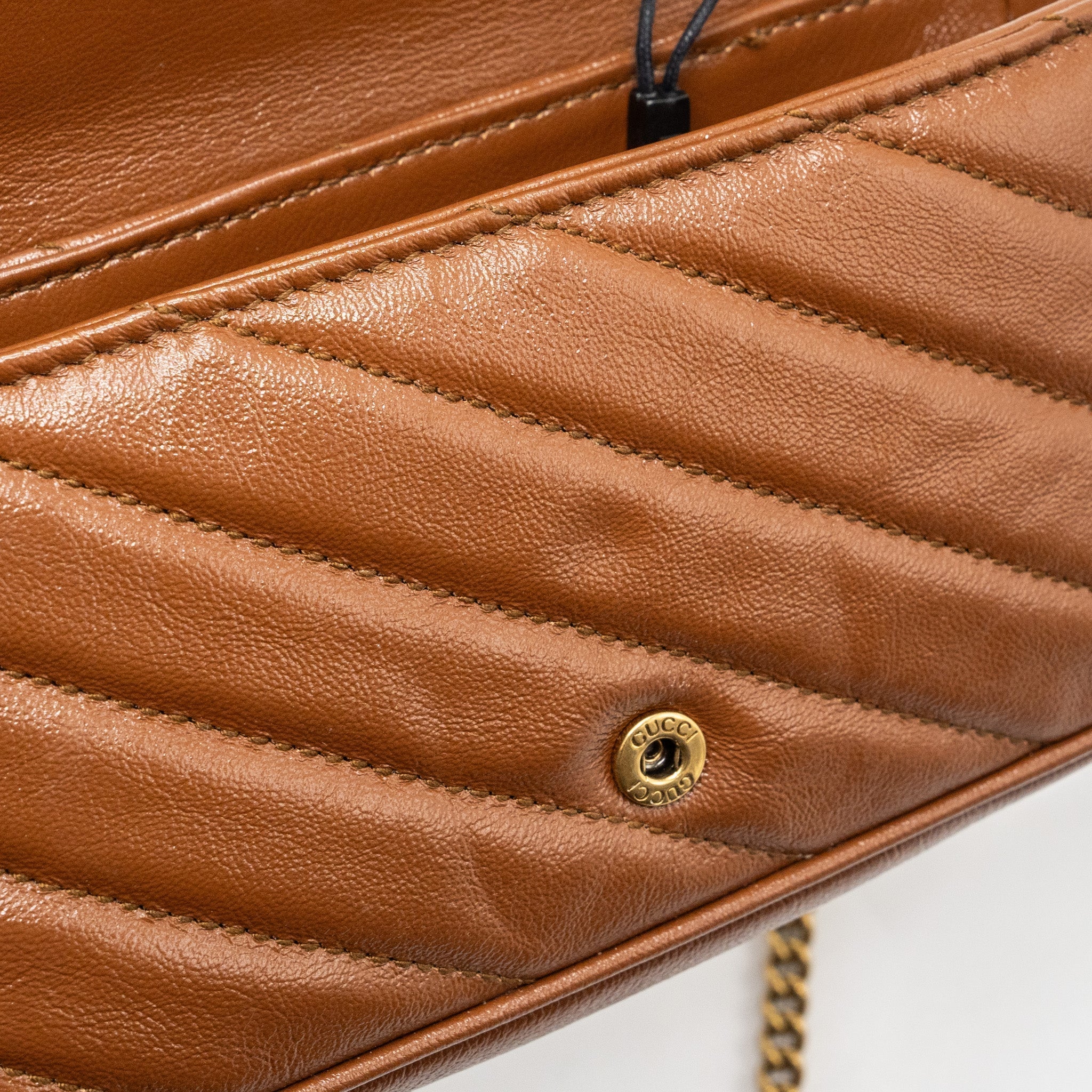 gucci-super-mini-gg-marmont-calfskin-caramel-ghw