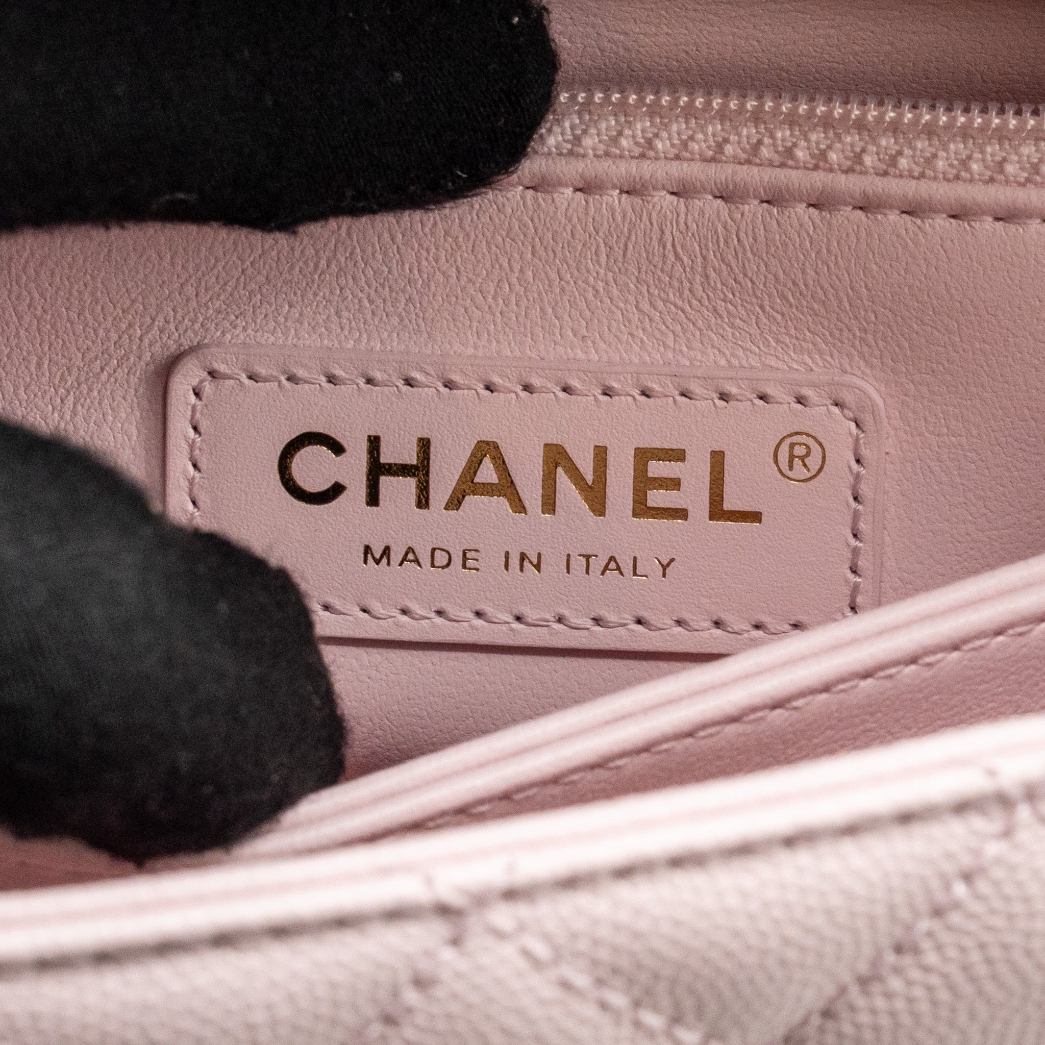 chanel-small-coco-handle-caviar-light-pink-lghwmicrochip