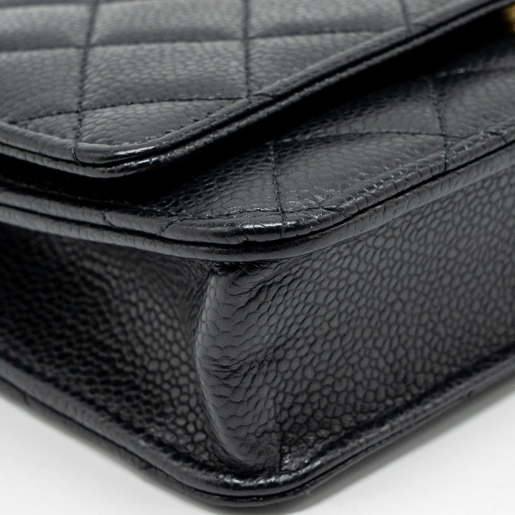 chanel-classic-wallet-on-chain-caviar-black-ghwmicrochip-5