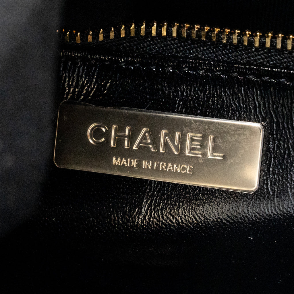 chanel-mini-31-bag-shiny-lambskin-black-lghw-microchip-1