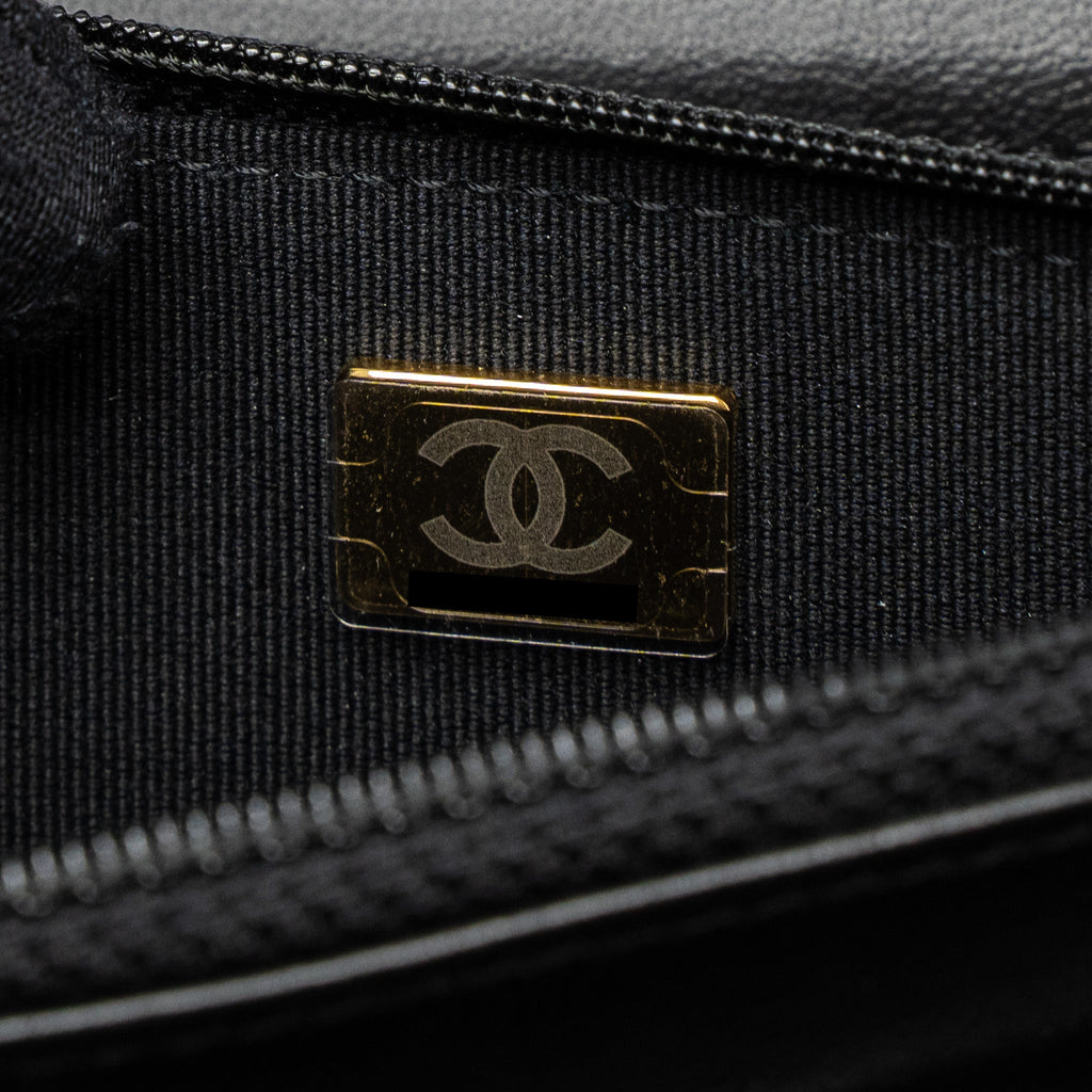 chanel-detail-top-handle-wallet-on-chain-lambskin-black-brushed-ghw-microchip