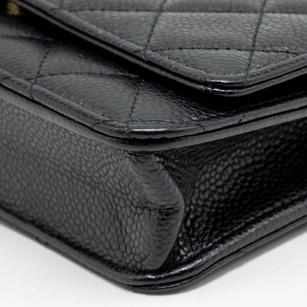 chanel-classic-wallet-on-chain-caviar-black-ghwmicrochip-5