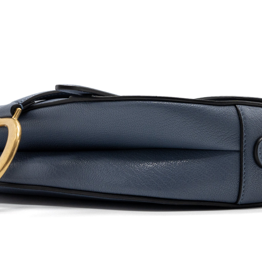 dior-medium-saddle-bag-goat-skin-light-blue-ghw