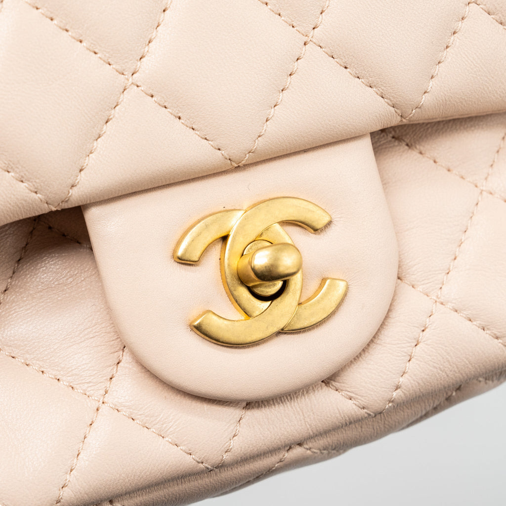 chanel-pearl-crush-mini-rectangular-flap-bag-lambskin-light-pink-ghw-microchip