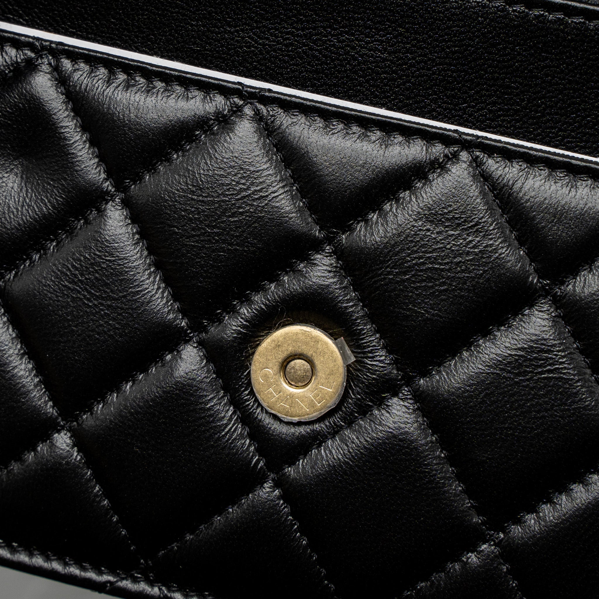 chanel-detail-top-handle-wallet-on-chain-lambskin-black-brushed-ghw-microchip