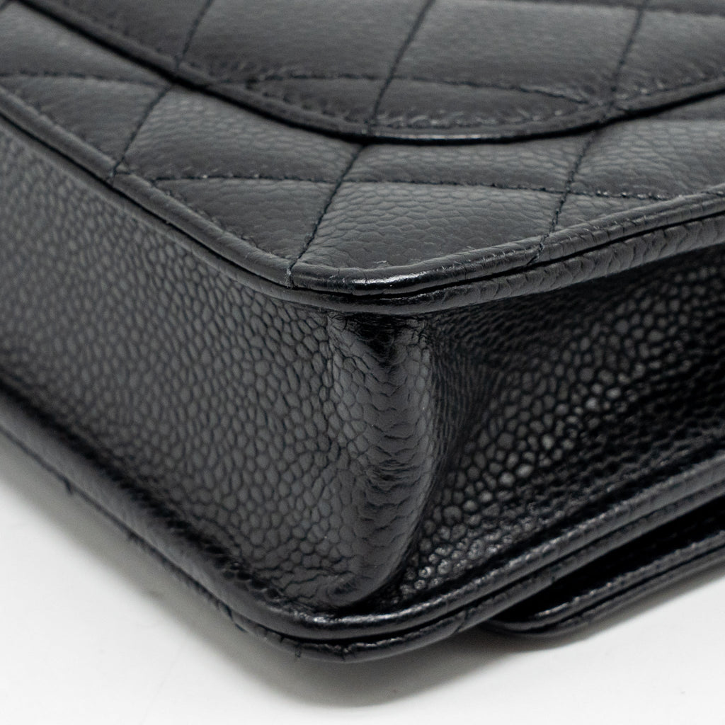 chanel-classic-wallet-on-chain-caviar-black-ghwmicrochip-5