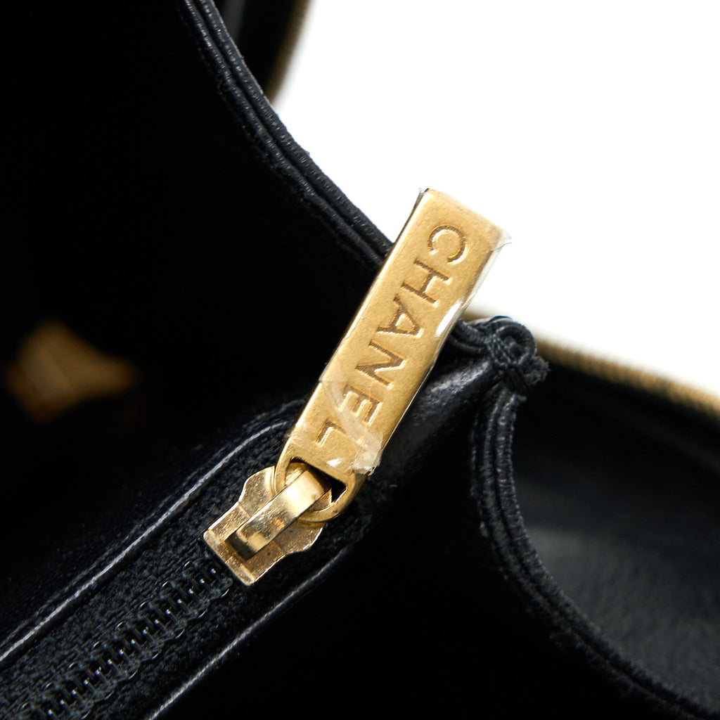 chanel-medium-filigree-vanity-camera-bag-caviar-blue-black-ghw
