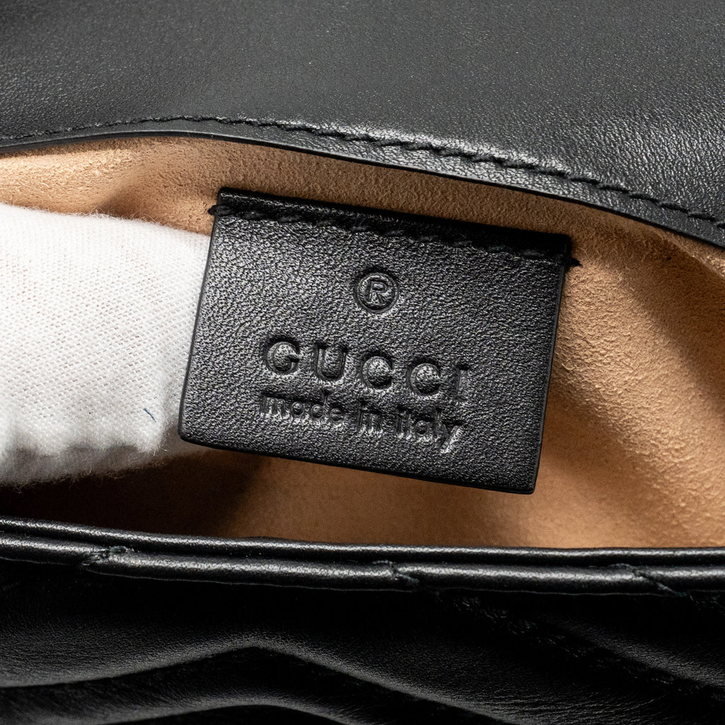 gucci-super-mini-gg-marmont-calfskin-black-ghw-1