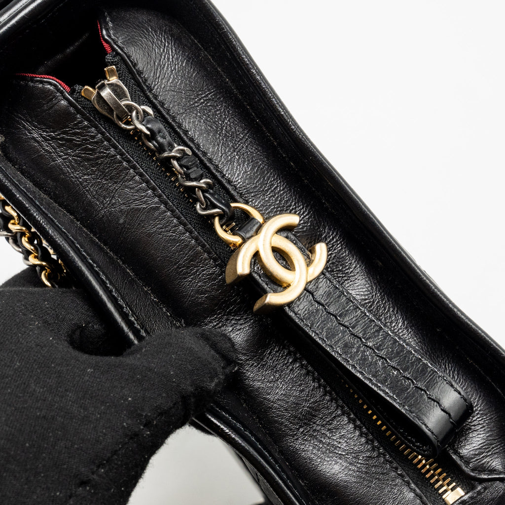 chanel-black-4