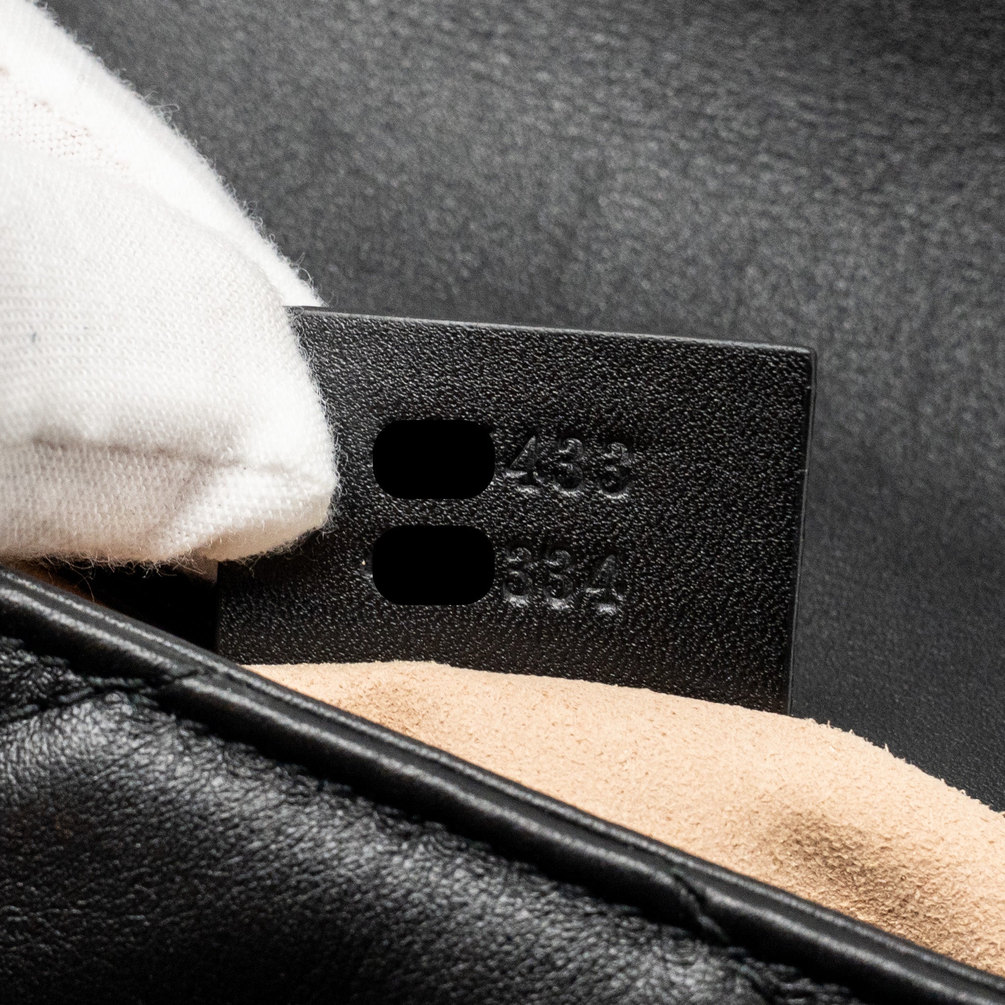 gucci-super-mini-gg-marmont-calfskin-black-ghw-1