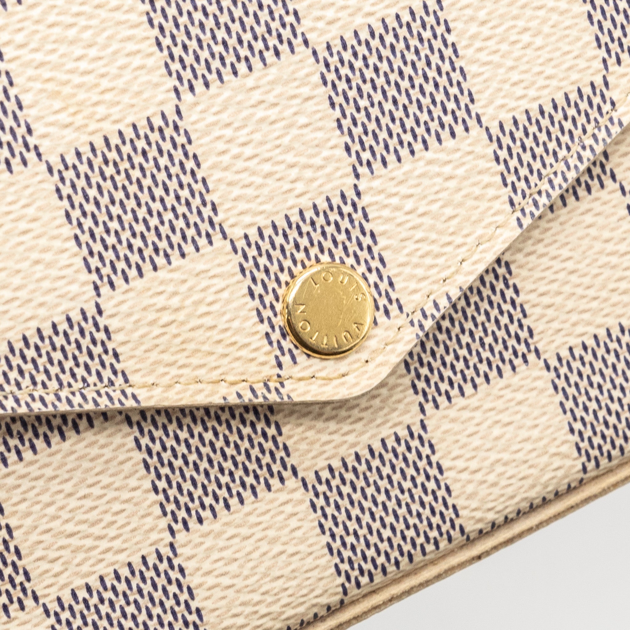 louis-vuitton-felicie-pochette-damier-azur-canvas-ghw-1