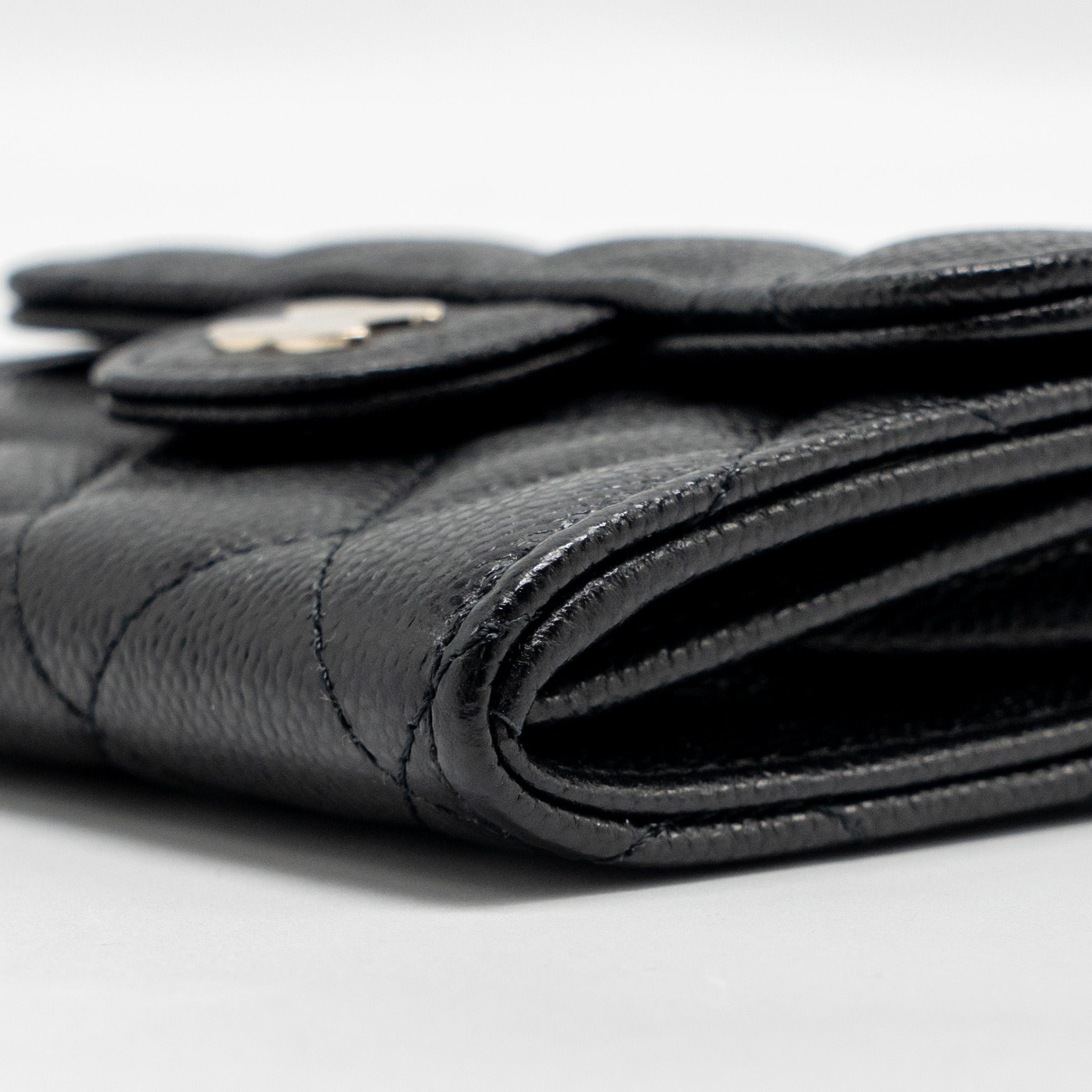 chanel-classic-flap-card-holder-caviar-black-lghw-microchip
