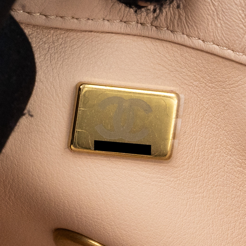 chanel-pearl-crush-mini-rectangular-flap-bag-lambskin-light-pink-ghw-microchip