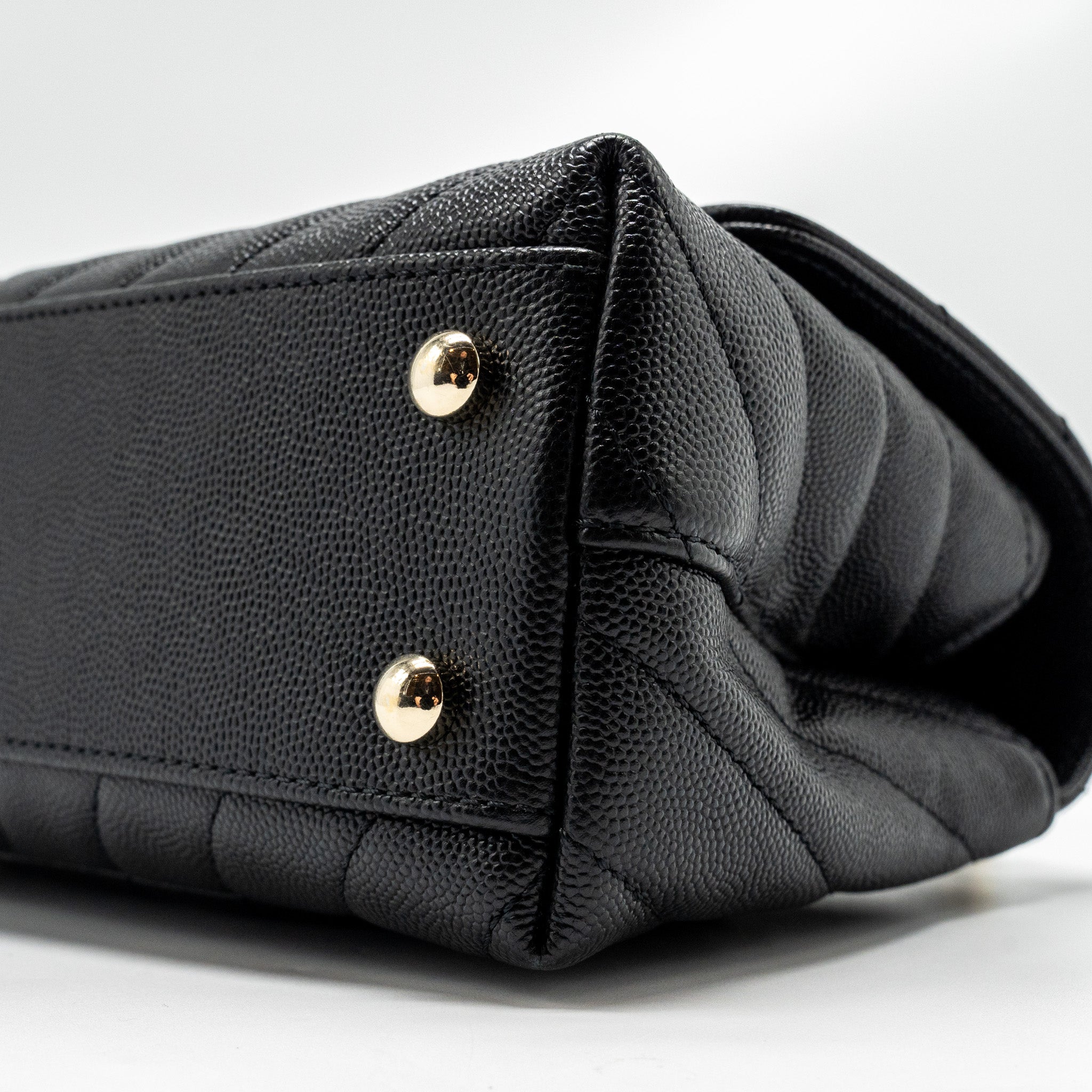 chanel-small-coco-handle-chevron-caviar-black-lghw-1