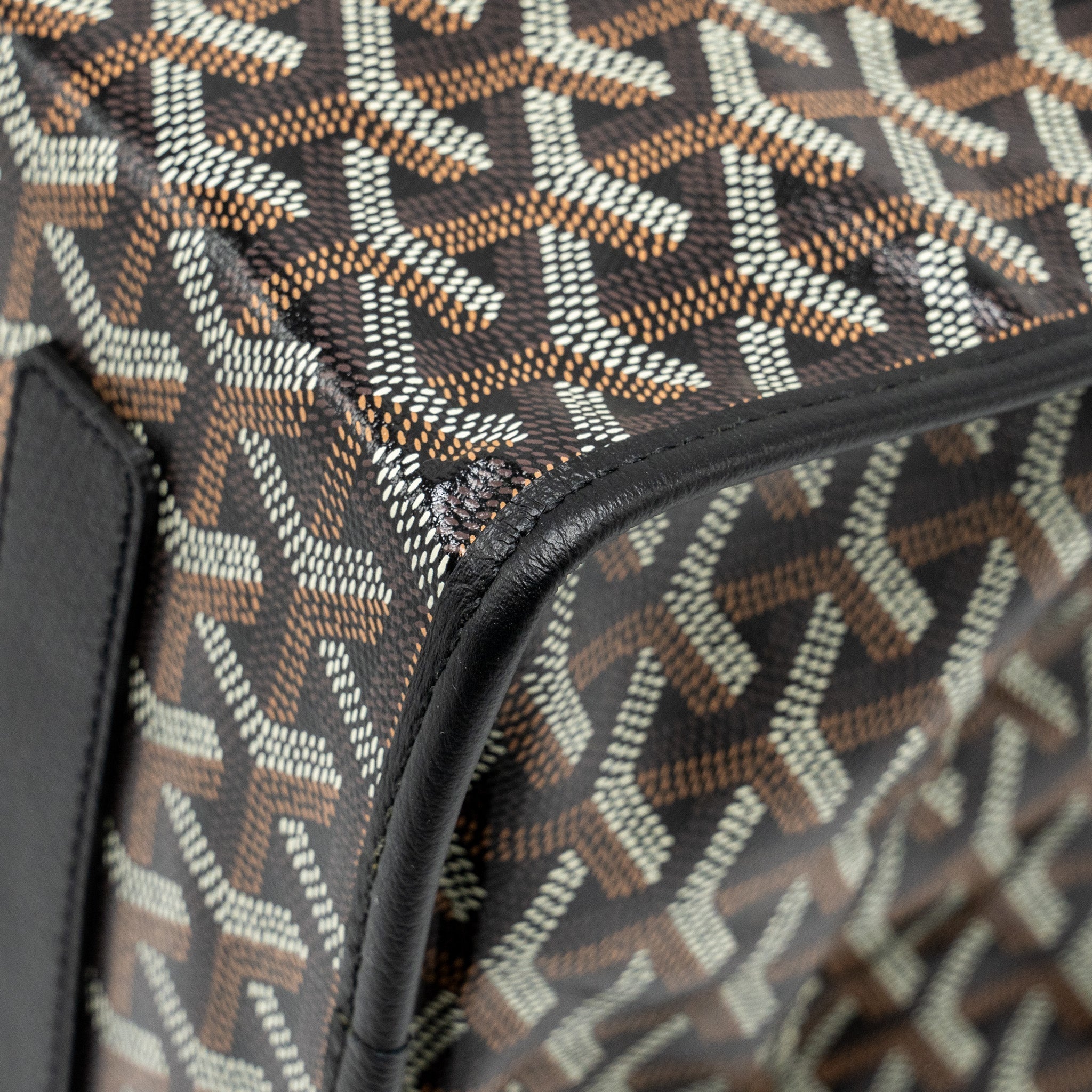 goyard-saint-leger-backpack-goyardline-canvas-black-shw
